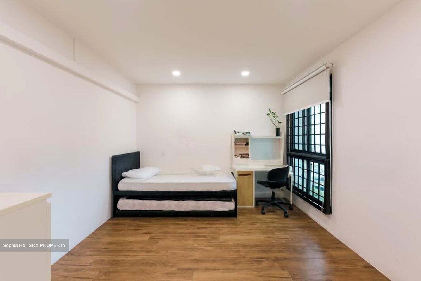 Blk 630 Jurong West Street 65 (Jurong West), HDB Executive #628376171